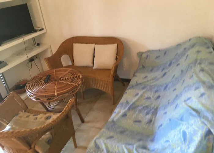 度假居 Eden Beach, Trilocale Con Giardino A Pochi Passi Dal Mare